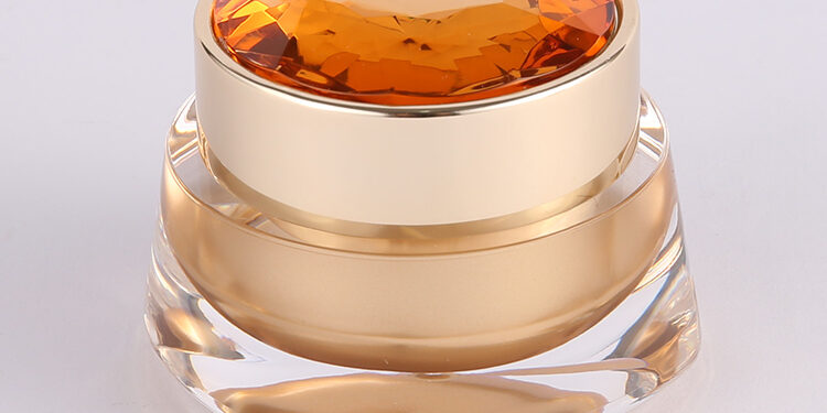 new cosmetic packaging designer