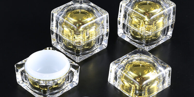 30g 50g 100g acrylic square cosmetic containers for sale