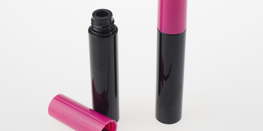 eyeliner stuck in tube