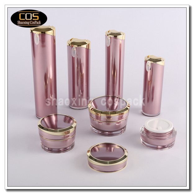 empty acrylic containers