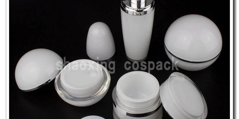 plastic container manufacturers