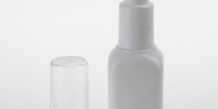 30ml Cosmetic Packaging Pump White Jade Glass Bottle