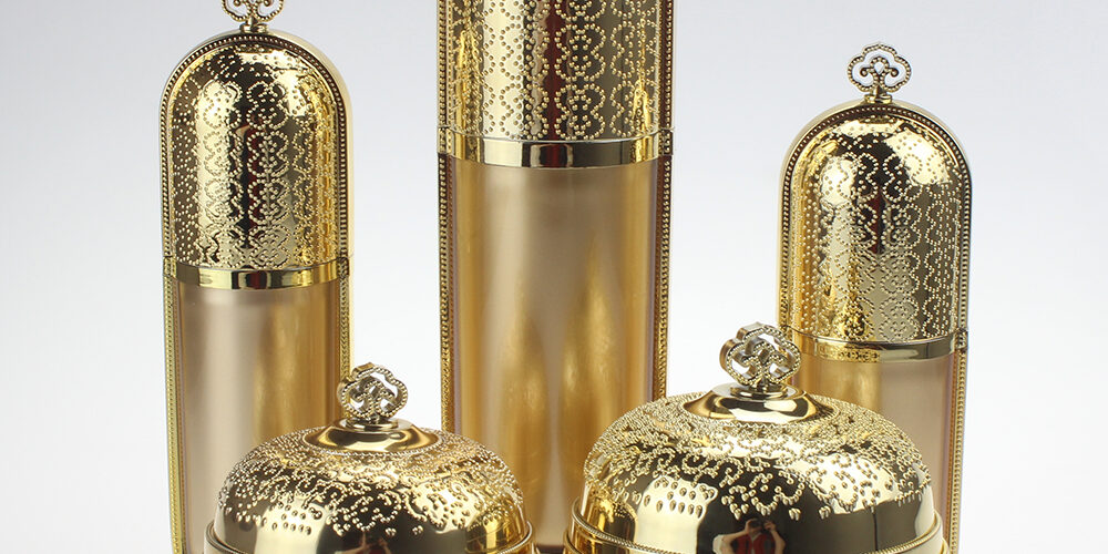 New Empty Acrylic Skincare Gold Plastic Lotion Bottle, Plastic Jar For Face Cream