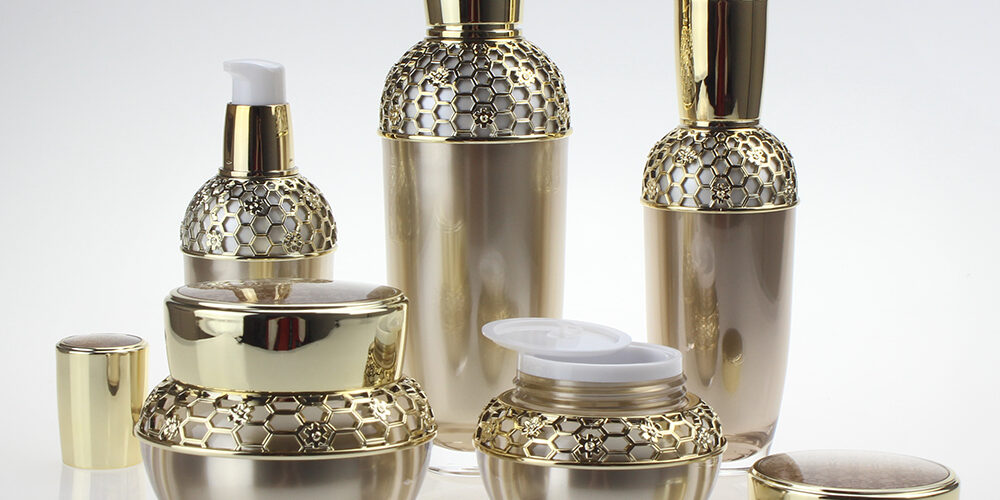 Full Size Hollow-carved Design Plastic Airless Bottles Cosmetic Packaging