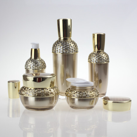 Full Size Hollow-carved Design Plastic Airless Bottles Cosmetic Packaging