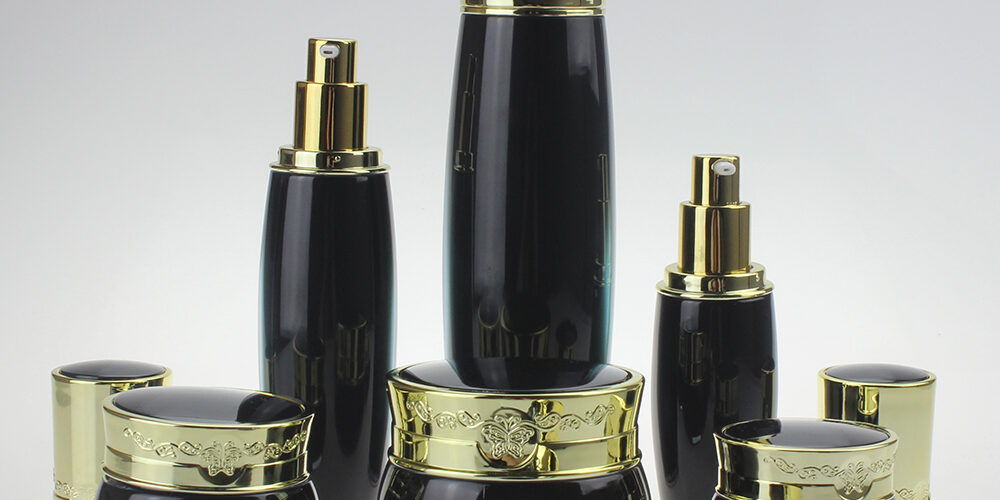 Acrylic Full Size High Quantity Black Plastic Lotion Bottle Cosmetic Packaging