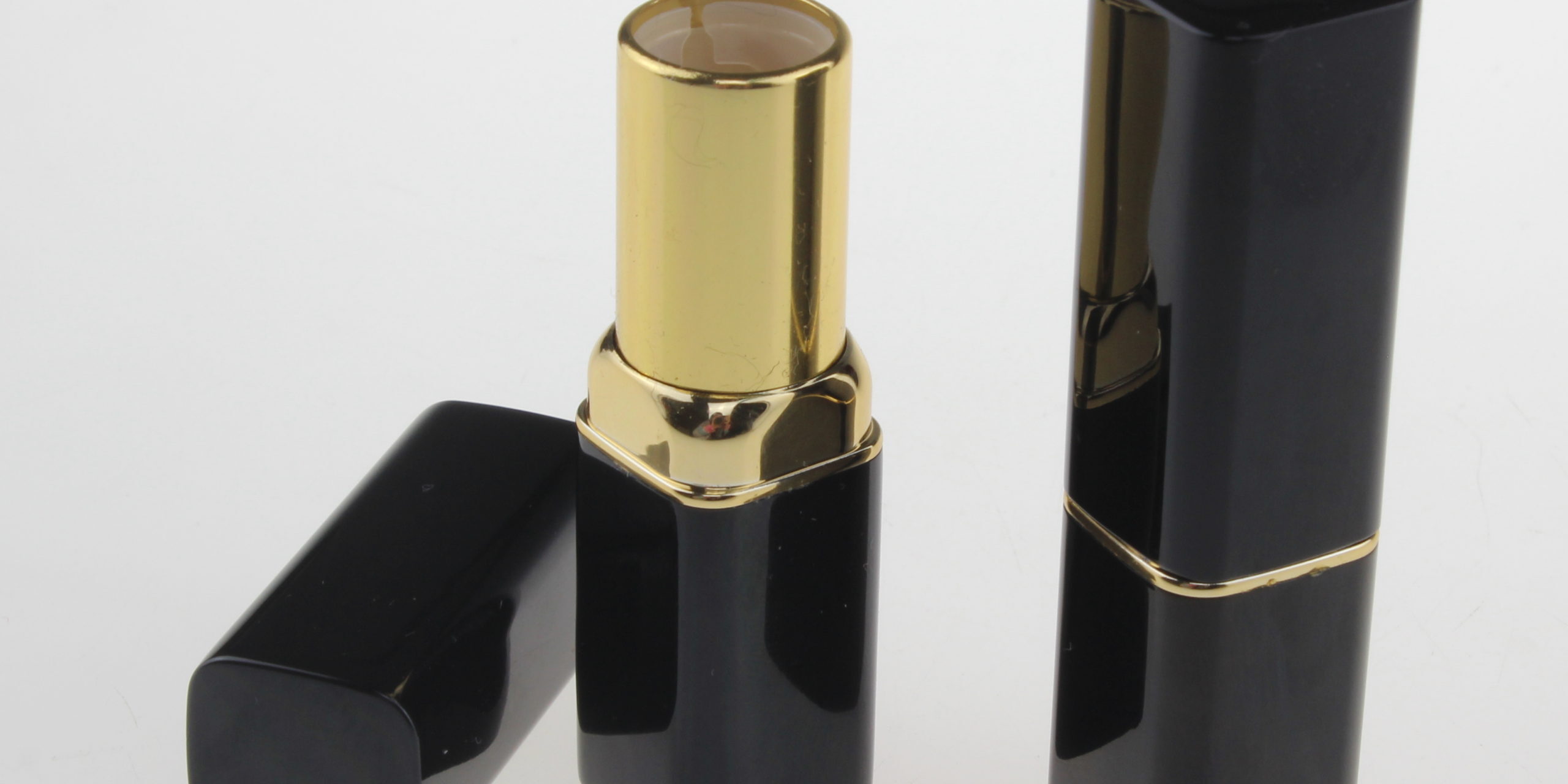 Wholesale 4g Custom Cosmetic Packaging Plastic Lipstick Tubes