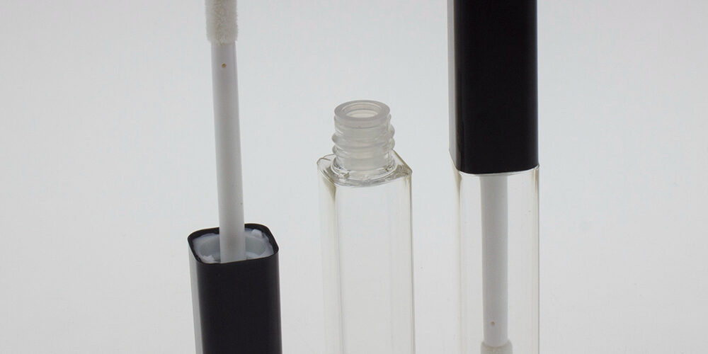 Makeup Packaging 4.5ml Empty Lip Gloss Tubes With Brush